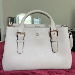 Medium Kate Spade Purse (Satchel)